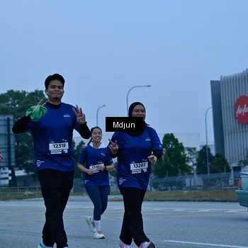 Runner Photo 7466422