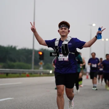 Runner Photo 7466437