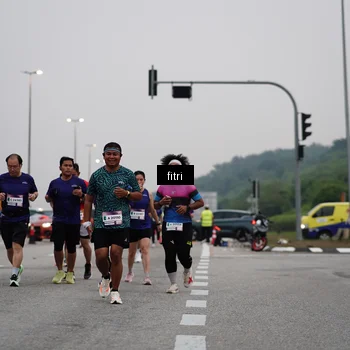 Runner Photo 7466439