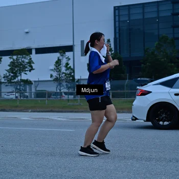 Runner Photo 7466442