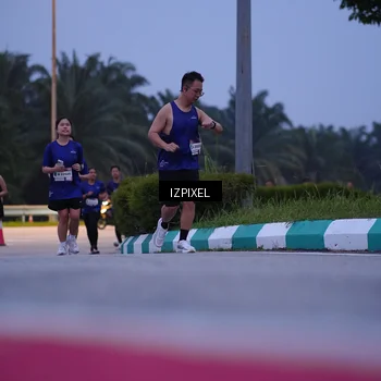 Runner Photo 7466451