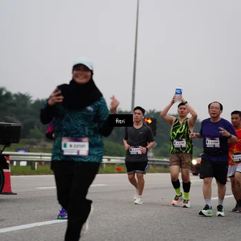 Runner Photo 7466481