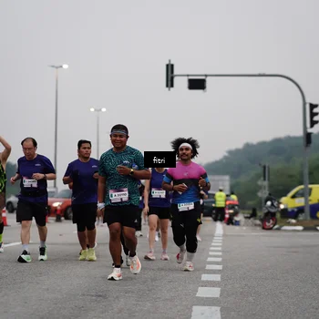 Runner Photo 7466513
