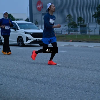 Runner Photo 7466537