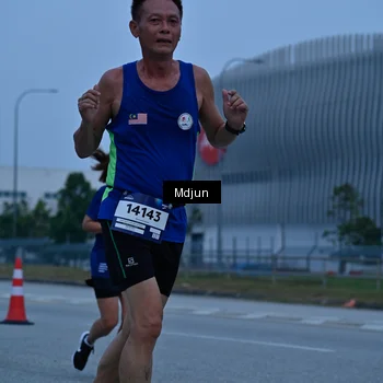 Runner Photo 7466541