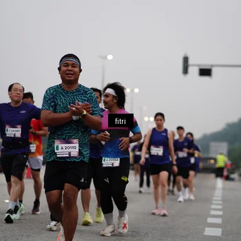 Runner Photo 7466542