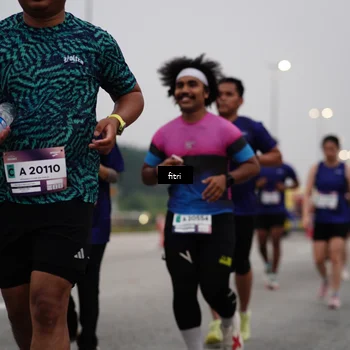 Runner Photo 7466553