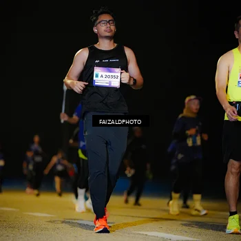 Runner Photo 7466558