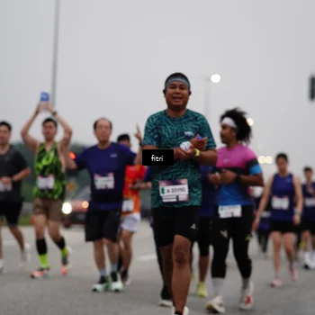 Runner Photo 7466562