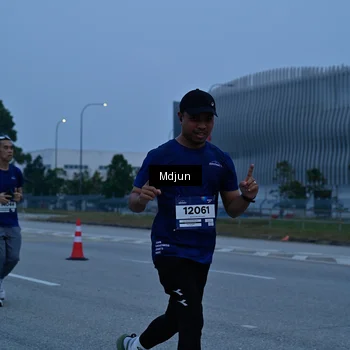 Runner Photo 7466573