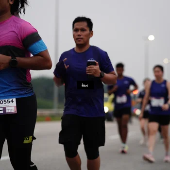 Runner Photo 7466578