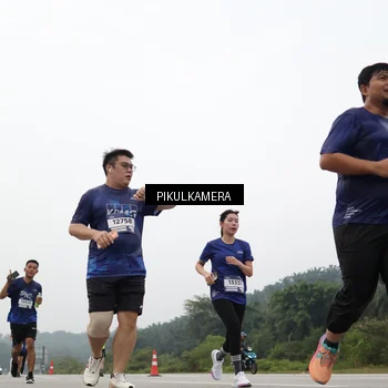 Runner Photo 7466579