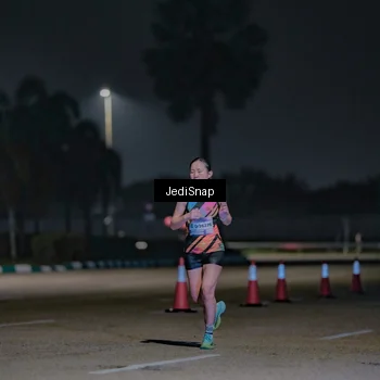 Runner Photo 7466600