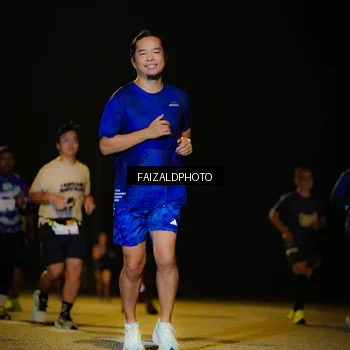 Runner Photo 7466615