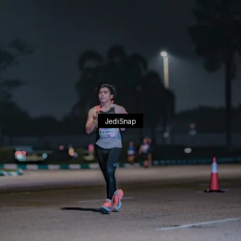 Runner Photo 7466616