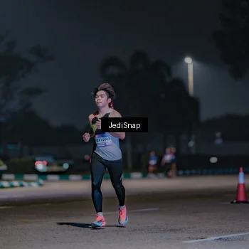 Runner Photo 7466632