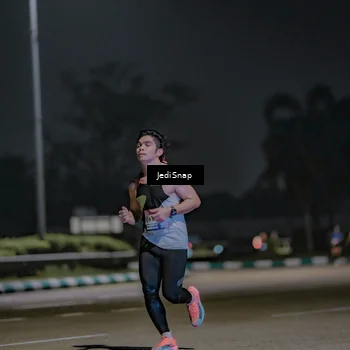 Runner Photo 7466640