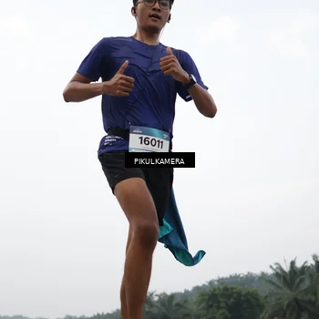 Runner Photo 7466646