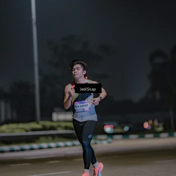 Runner Photo 7466647