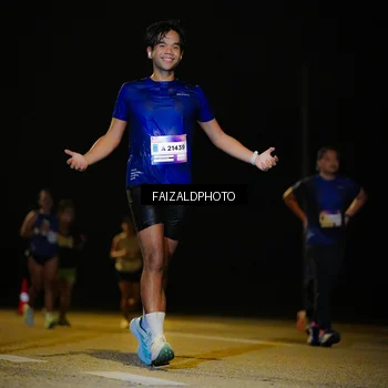 Runner Photo 7466677