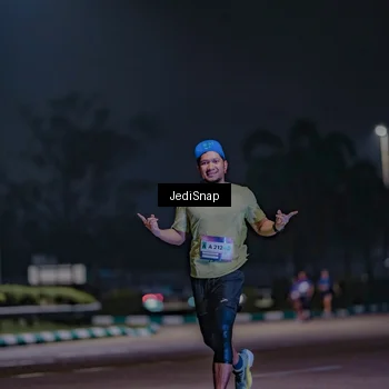 Runner Photo 7466679