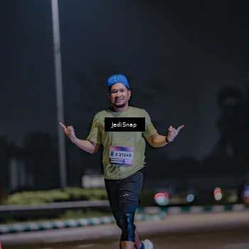 Runner Photo 7466695