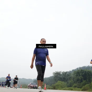 Runner Photo 7466710