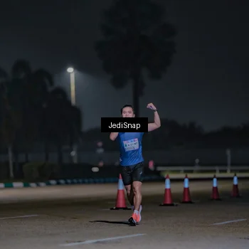 Runner Photo 7466732