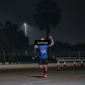 Runner Photo 7466737