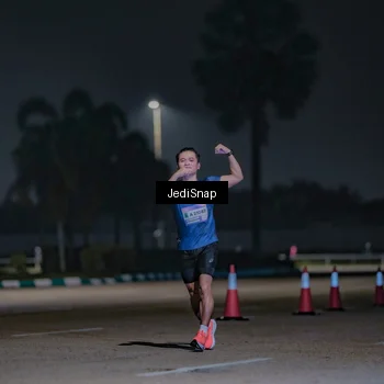 Runner Photo 7466744