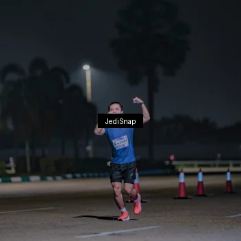 Runner Photo 7466751