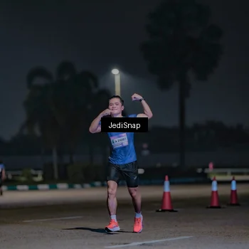 Runner Photo 7466771
