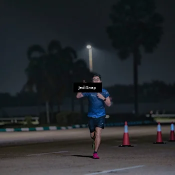 Runner Photo 7466792