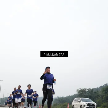 Runner Photo 7466818