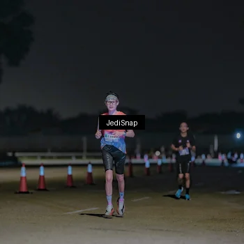 Runner Photo 7466858
