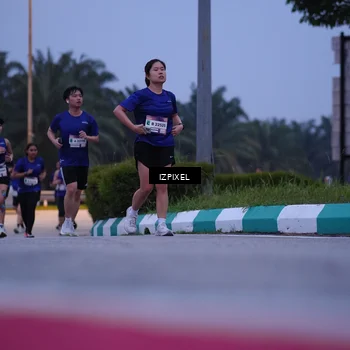 Runner Photo 7466877