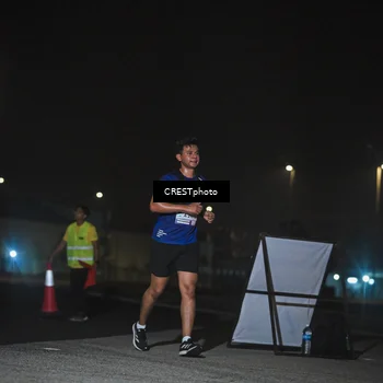 Runner Photo 7466889
