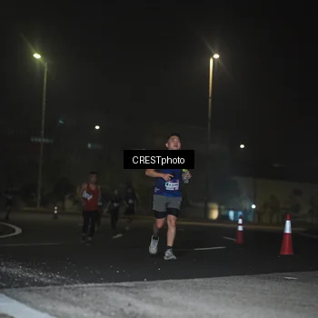 Runner Photo 7466940