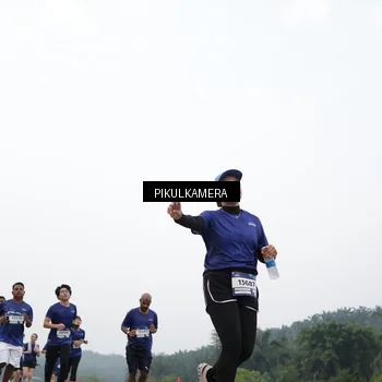 Runner Photo 7466972