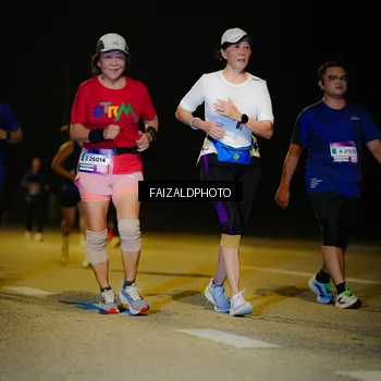 Runner Photo 7467000