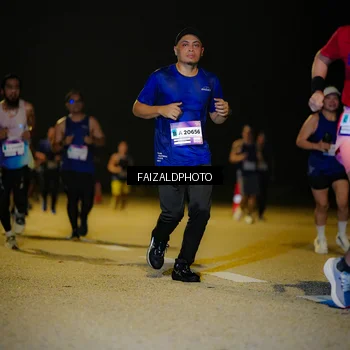 Runner Photo 7467005