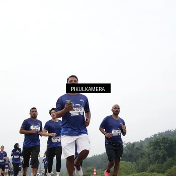 Runner Photo 7467015