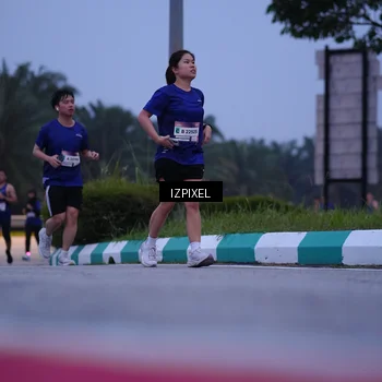Runner Photo 7467025