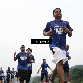 Runner Photo 7467028
