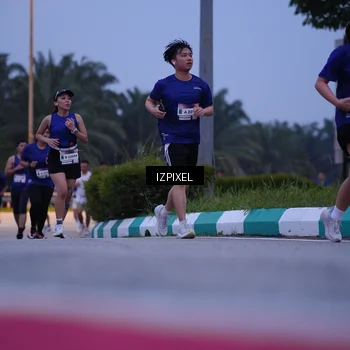 Runner Photo 7467032