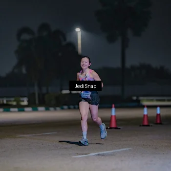 Runner Photo 7467036