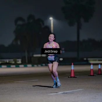 Runner Photo 7467045