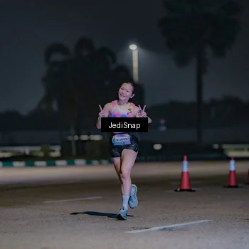 Runner Photo 7467046
