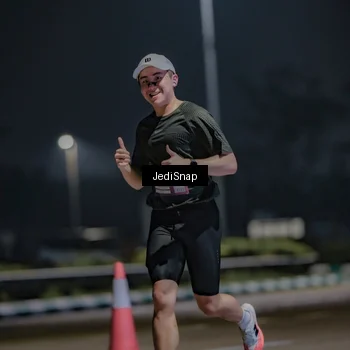 Runner Photo 7467047