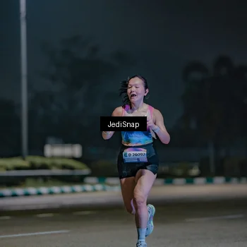 Runner Photo 7467069